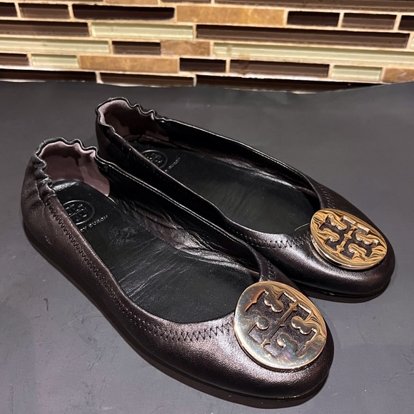 Tory Burch Black Reva Flat Size 5.5 - Picture 1 of 6
